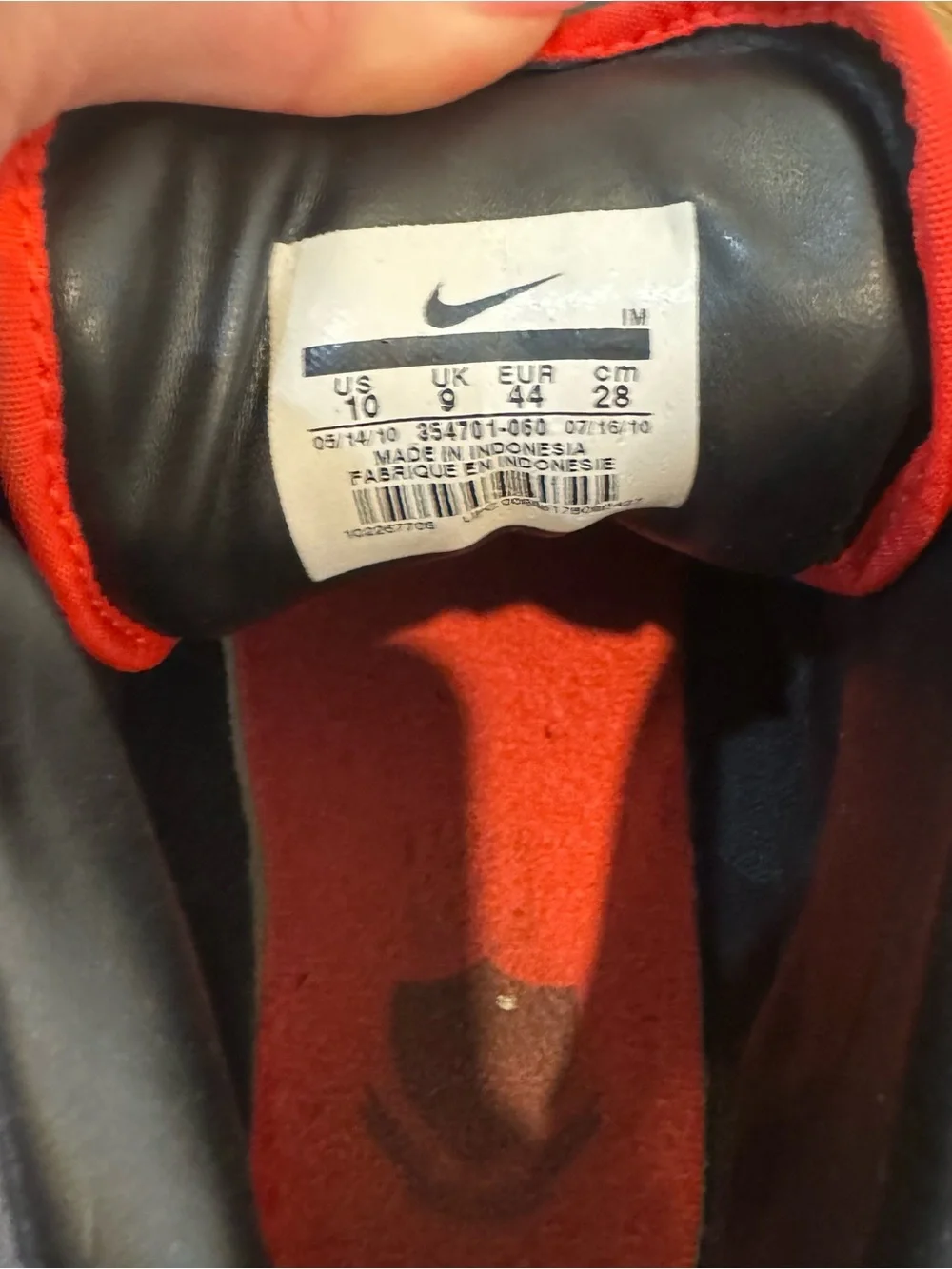Nike Men's High-Top Sneakers - Black & Red size 10
